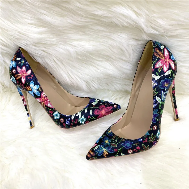 Chic Floral Garden Pumps