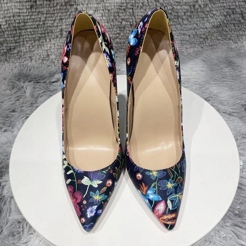 Chic Floral Garden Pumps